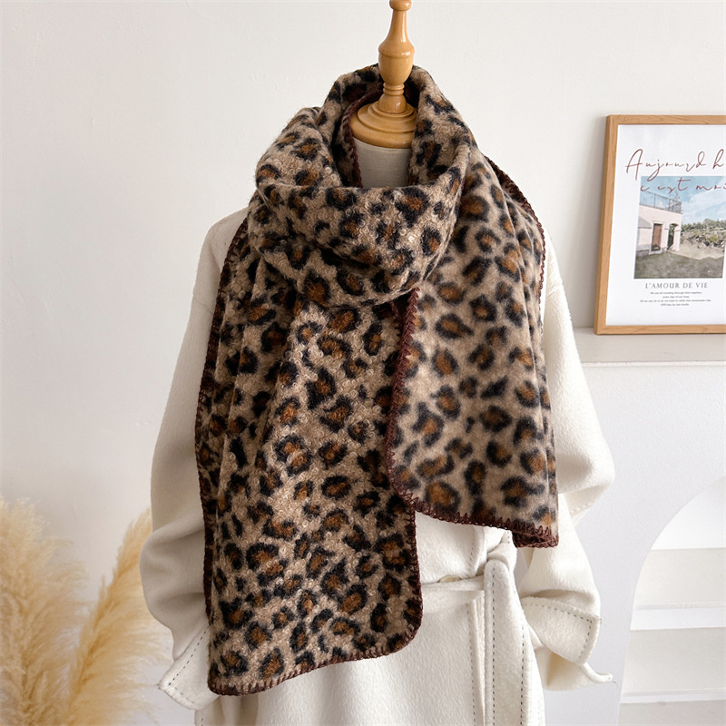 Woven Scarf Blanket - Bufanda de Leopardo para Otoño e